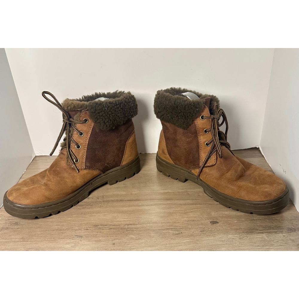 UGG Australia‎ 5145 Women's 8 Leather Sheepskin Cold Weather Lace Up Boots - Picture 7 of 10